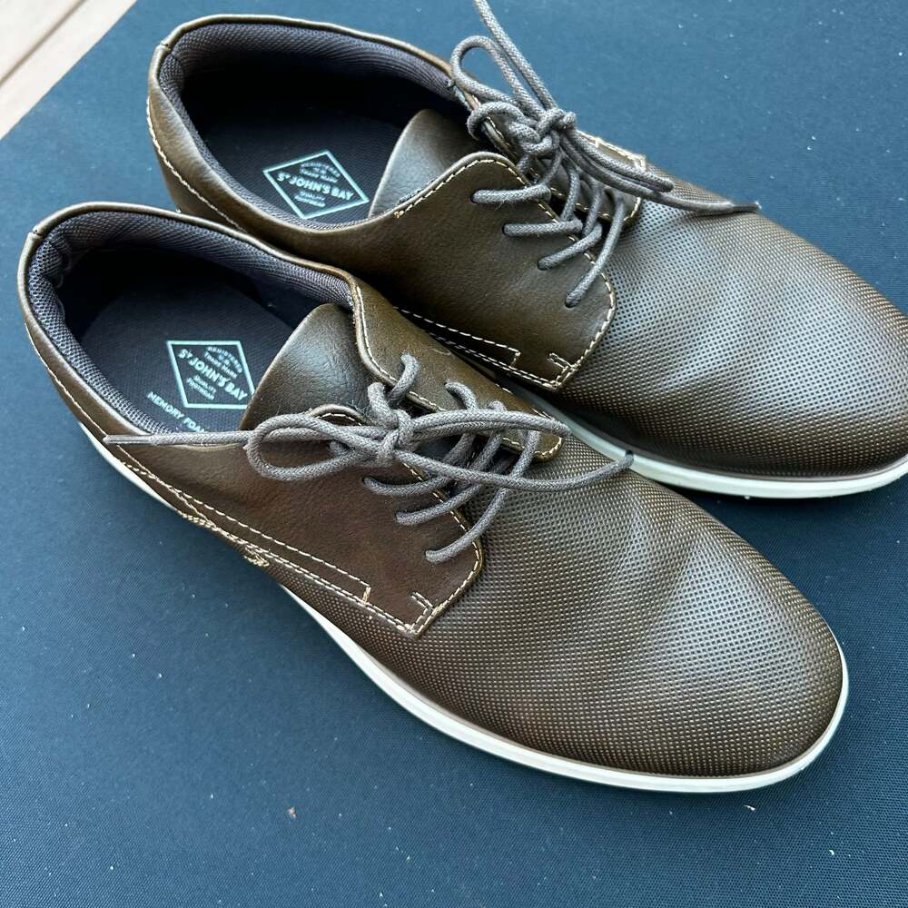 St. John’s Bay Brown Oxford Shoes Men’s 8.5M | Casual Dress Comfort Memory Foam